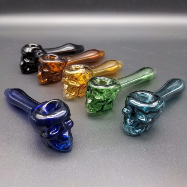 Skull Hand Pipe  4"